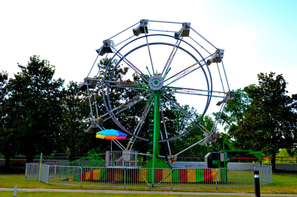 Ferris Wheel - Palmetto Amusements